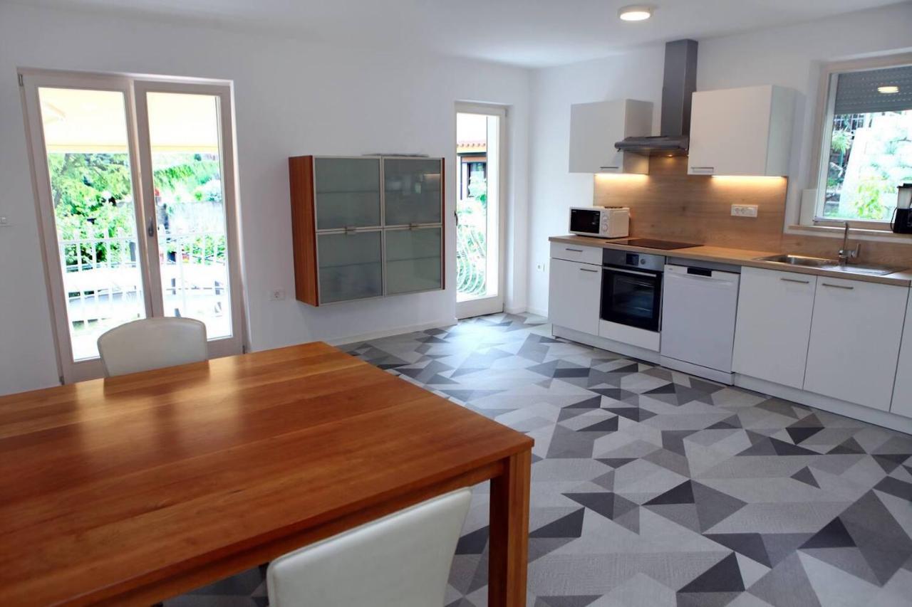 Uma Apartment *