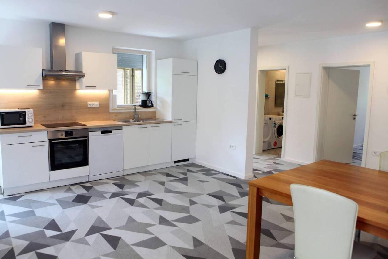 Uma Apartment *