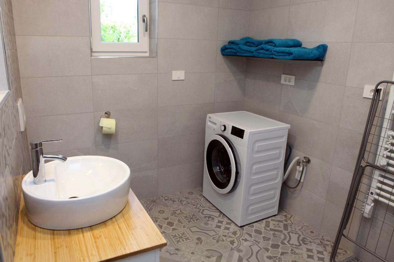 Uma Apartment *